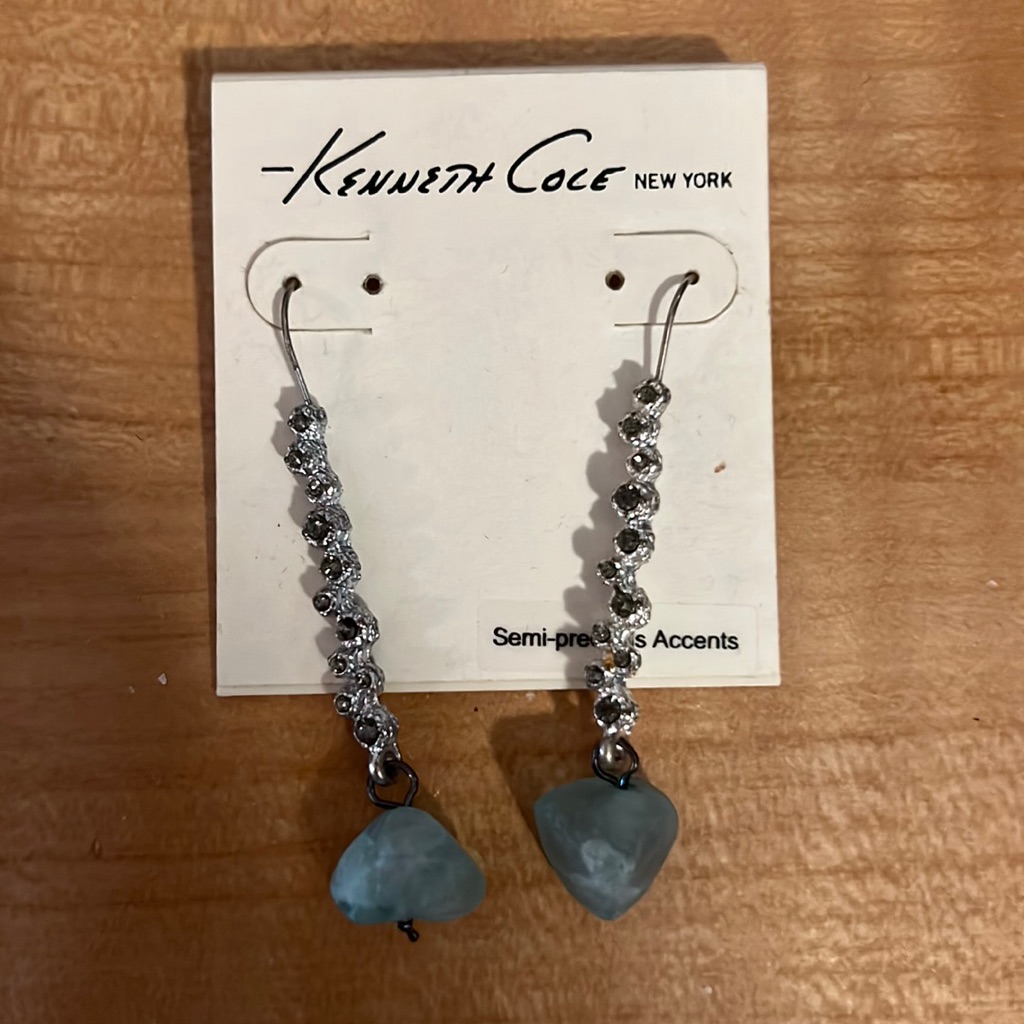 Kenneth Cole Earrings 5$